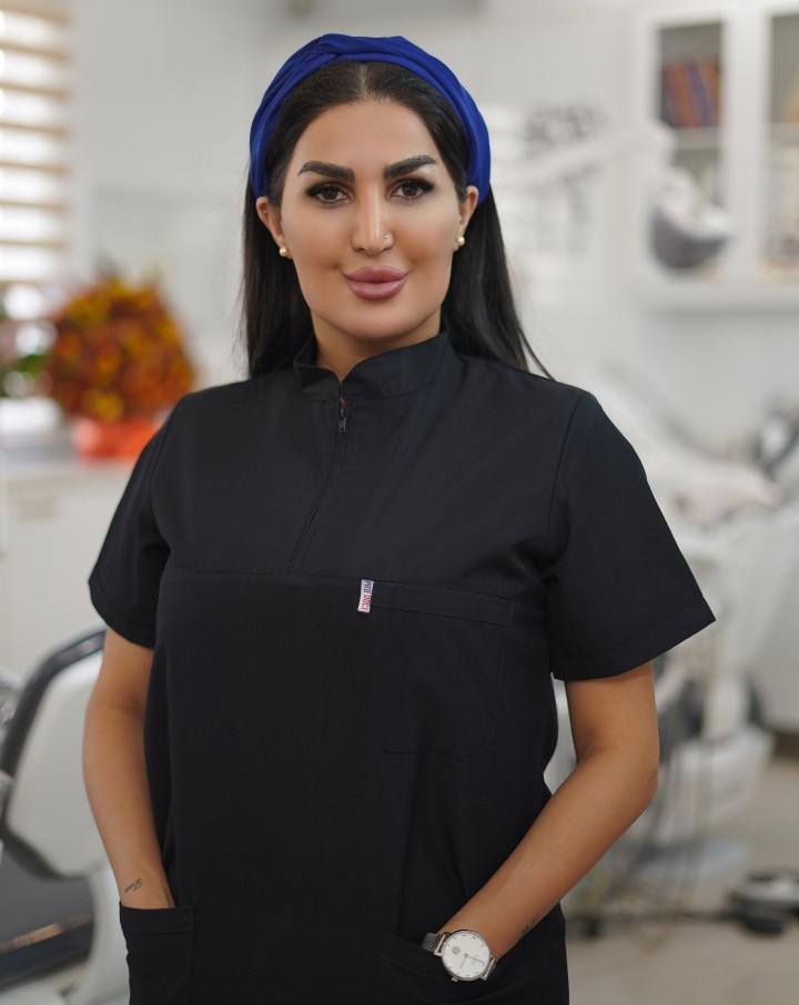 دکتر مریم افضلی جراح دندانپزشک